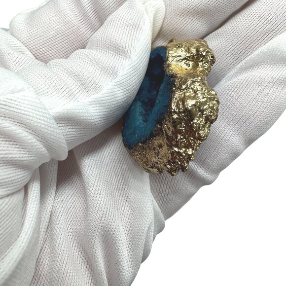 Blue Druzy Geode with an gold-plated edge Boho Gypsy Pendant - Picture 3 of 11
